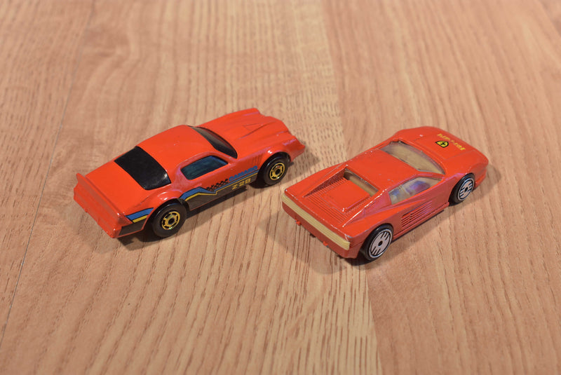 Mattel Hot Wheels 5 Cars Ferrari Porsche Camero 2 Zender Fact