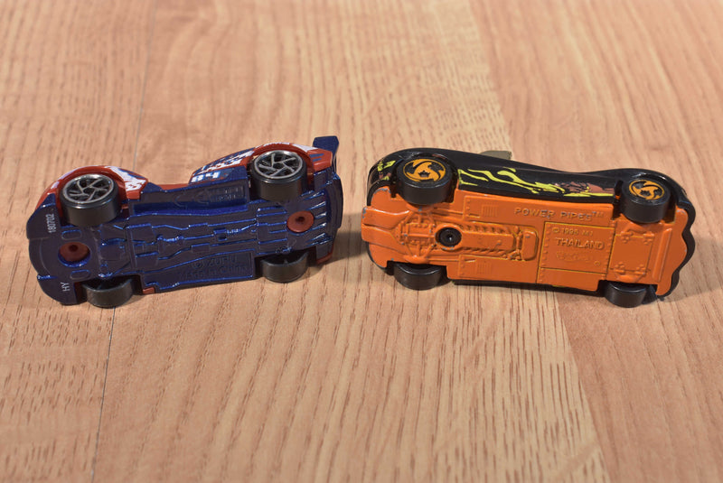 Mattel Hot Wheels 4 Cars Power Piipes, Pontiac, Panoz, Sweet 16, ZURU Escape