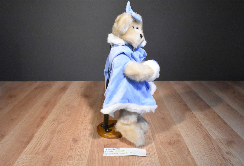 Trade Secret Snowflake Tan Bear Beanbag in Blue Cape