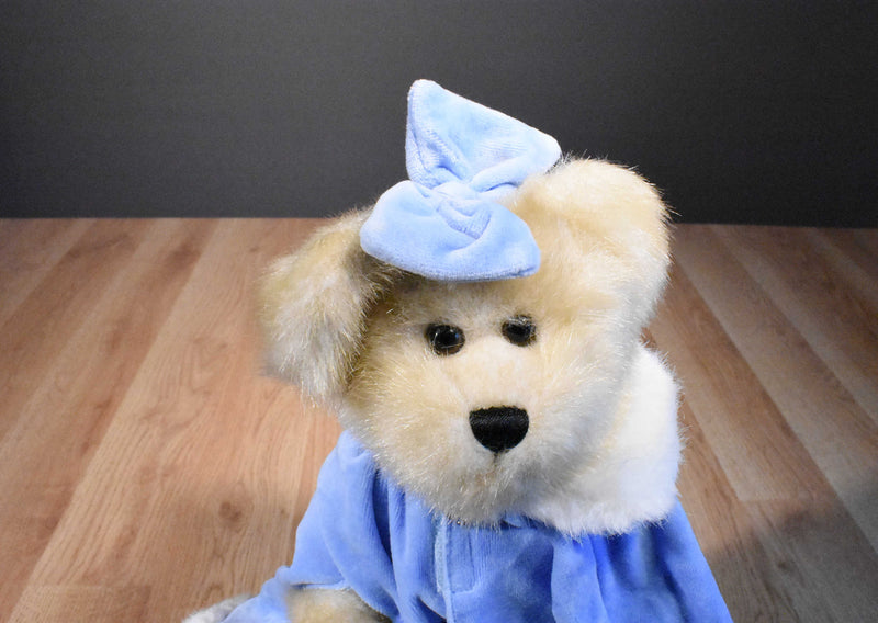 Trade Secret Snowflake Tan Bear Beanbag in Blue Cape