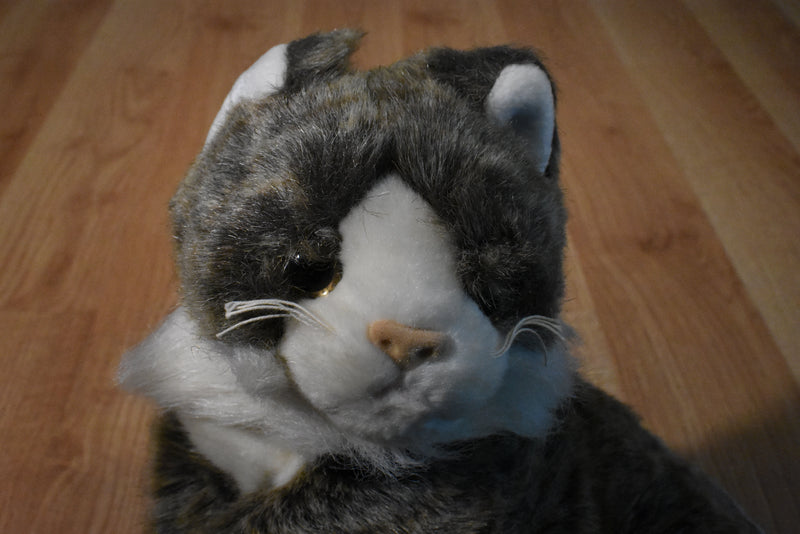 Ty Classic O'Malley Brown and Grey Tabby Cat 2002 Beanbag Plush