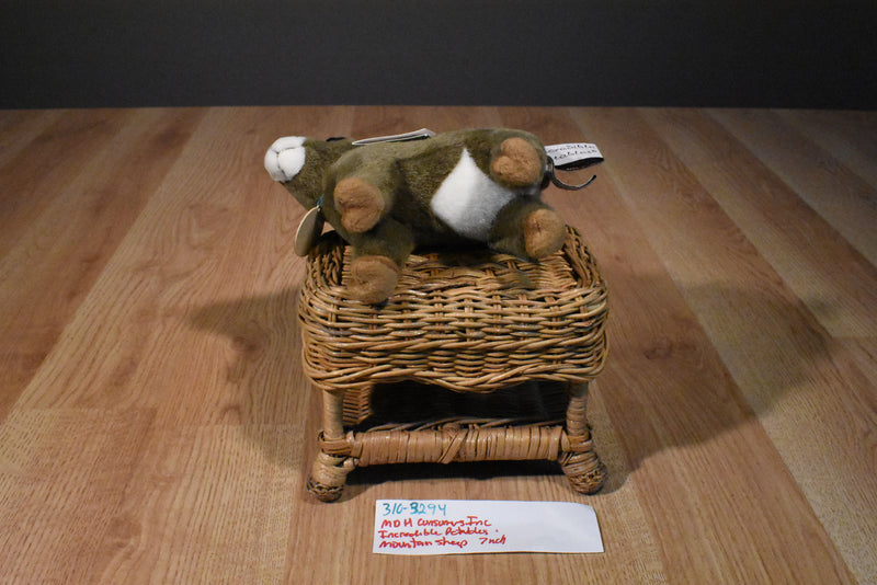 M.D.H. Incredible Petables Mountain Sheep Plush