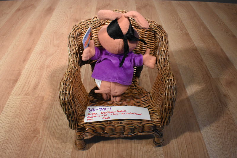 General Mills Breakfast Babies Cookie Crisp Chip the Cookie Hound 1997 Beanbag Plush