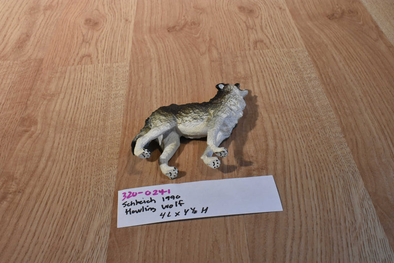 Schleich 1990 Howling Female Wolf