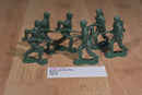 Green Plastic Army Men Soldiers Troops Military Lot of 24 Pieces