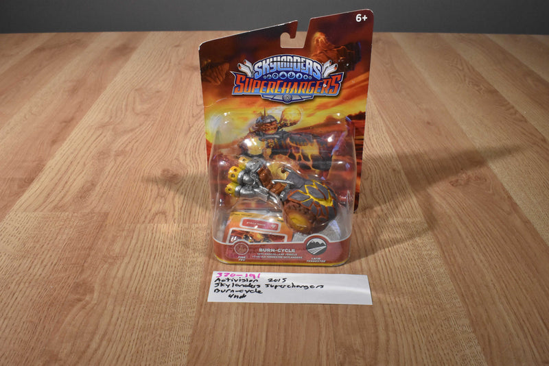 Activision 2015 Skylanders Superchargers Burn-Cycle