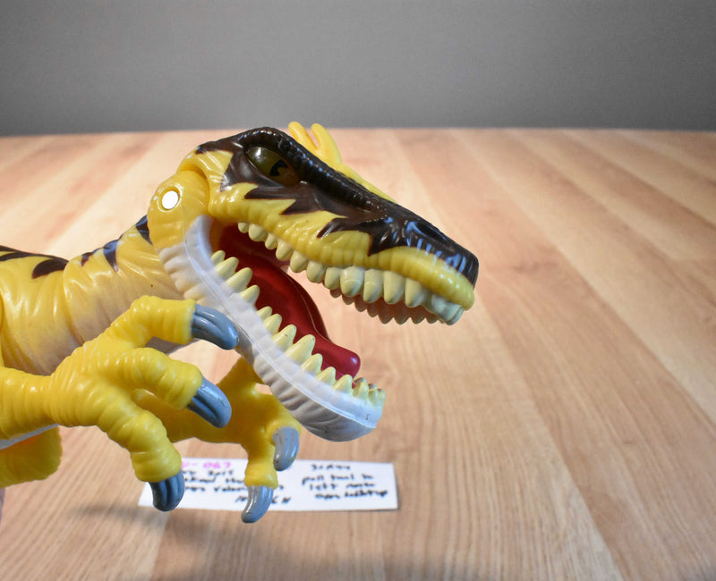 Hasbro 2015 Playskool Heroes Chompers Velociraptor Dinosaur