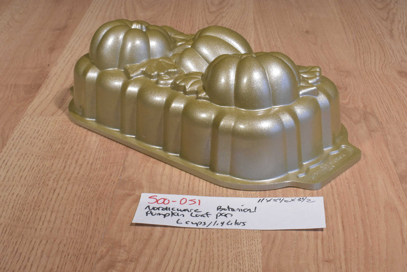 Nordic Ware Gold Botonical Pumpkin Loaf Pan