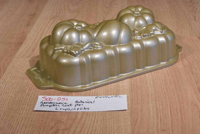 Nordic Ware Gold Botonical Pumpkin Loaf Pan