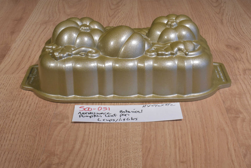 Nordic Ware Gold Botonical Pumpkin Loaf Pan