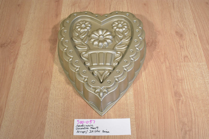 Nordic Ware Heart With Flowers in a Pot Cake Pan