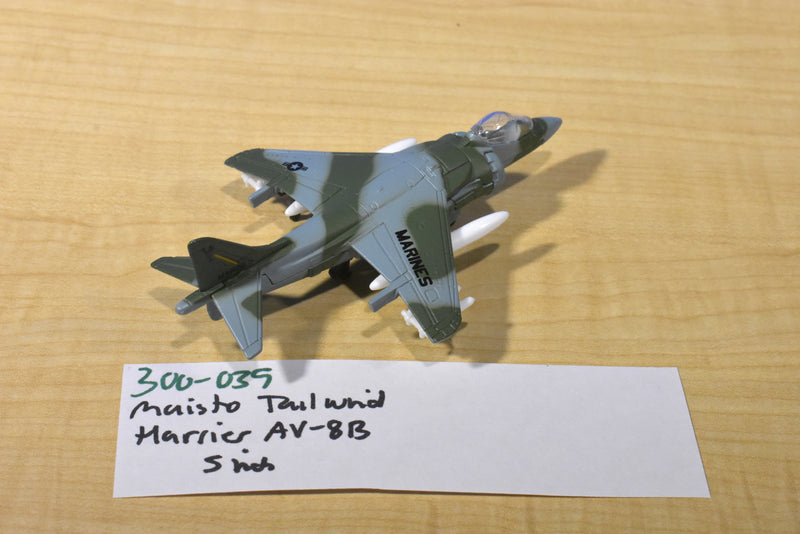 Maisto Tailwinds Die Cast Harrier II AV-8B Marines Fighter Jet