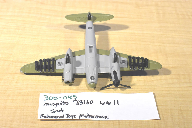Motormax Die Cast de Havailand Mosquito WWII RAF Plane