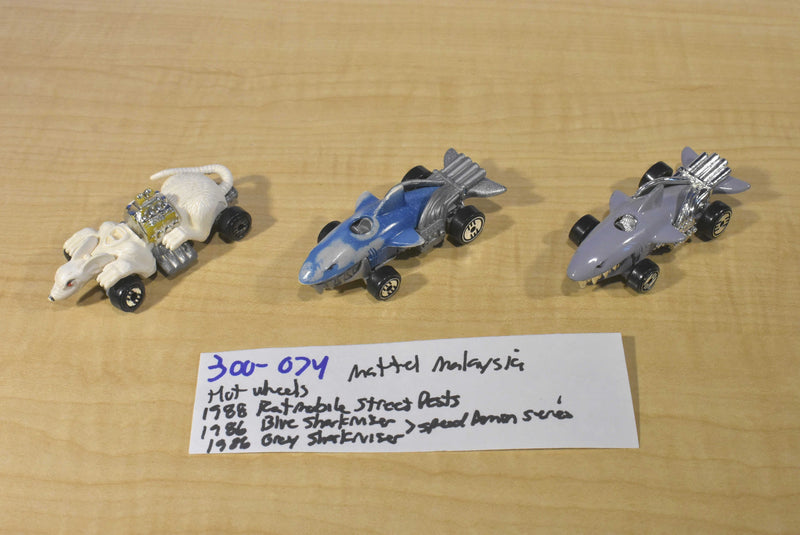 Mattel Hot Wheels White Rat Moblie, Grey Sharkruiser, Blue Sharkruiser