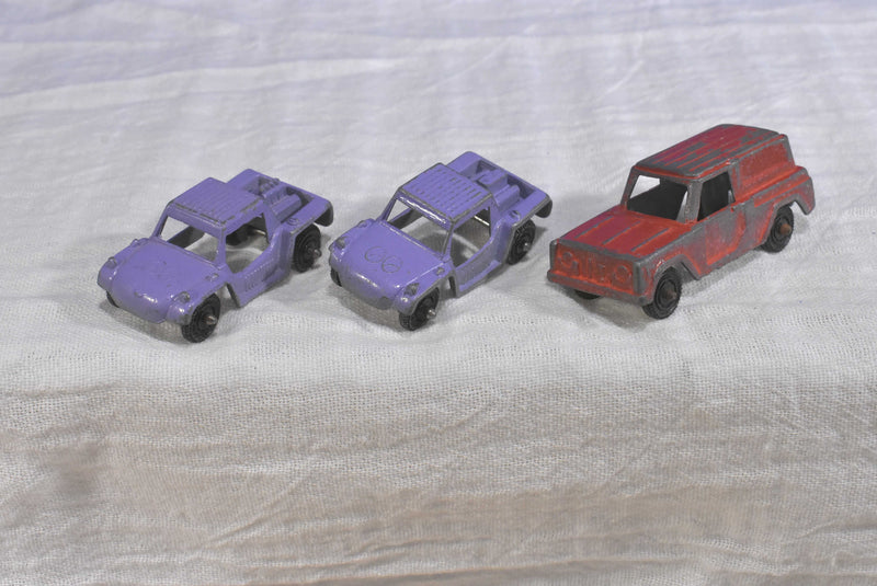 Tootsie Toy 3 Land Rovers, 2 Pick-ups, 4 Baja Runabouts