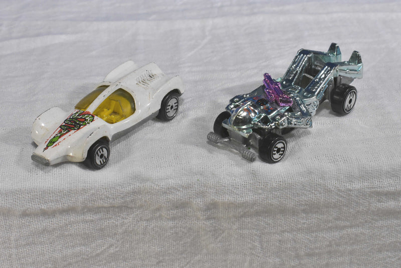 Mattel Hot Wheels Zombot Rat Mobile Pipe Jammer Sharkruiser Speed Seeker