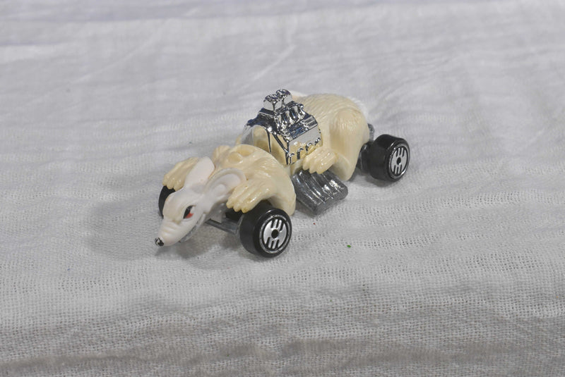 Mattel Hot Wheels Zombot Rat Mobile Pipe Jammer Sharkruiser Speed Seeker
