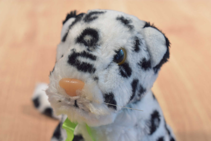 Determined Productions WWF World Wildlife Fund Snow Leopard 1988 Plush