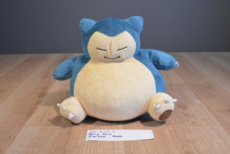 Tomy Pokemon Snorlax 2017 Plush