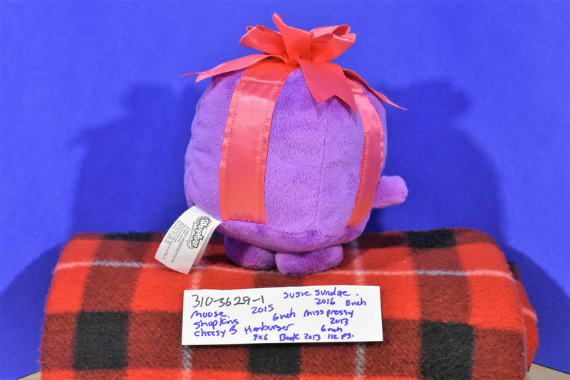 Just Play Moose Shopkins Cheezey B Hamburger, Susie Sundae, Miss Pressy Plush and Book