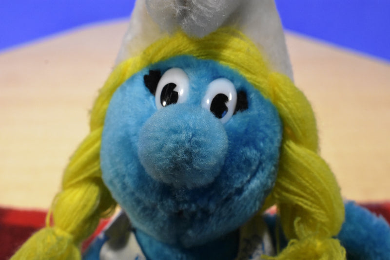 Russ Peyo Wallace Berrie Smurfette 1981 Beanbag Plush