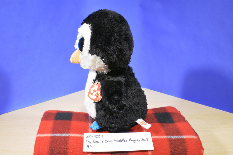 Ty Beanie Boos Waddles the Penguin 2014 Beanbag Plush