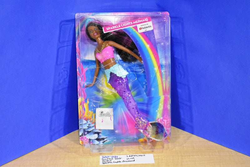 Mattel Barbie Dreamtopia Sparkle Lights Brunette Mermaid 2018