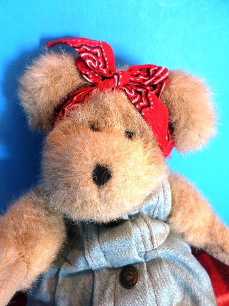 Boyd's Bears Henrietta MacDonald Brown Teddy Bear 2004 Beanbag Plush