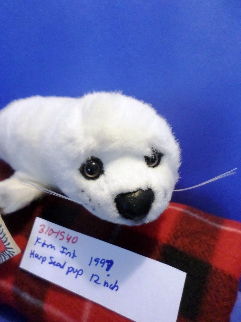 K & M White Harp Seal Pup 1997 Plush