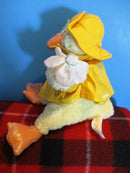 Commonwealth 2 Yellow Ducks In Yellow Raincoats 2002 Plush