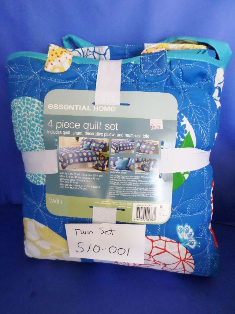 Essential Home Blue Circle Pop 4 Piece Twin Quilt Set