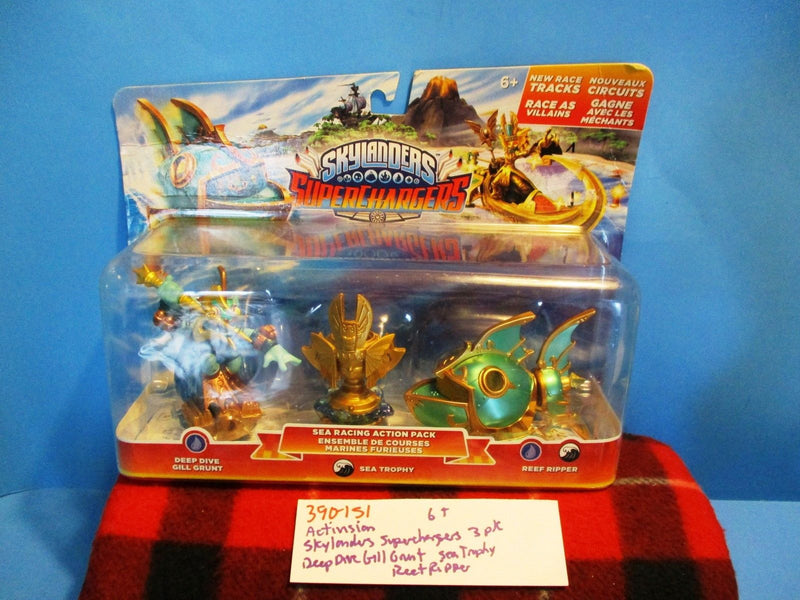 Activision Skylanders Superchargers Deep Dive Gill Grunt Reef Ripper Sea Trophy Figures