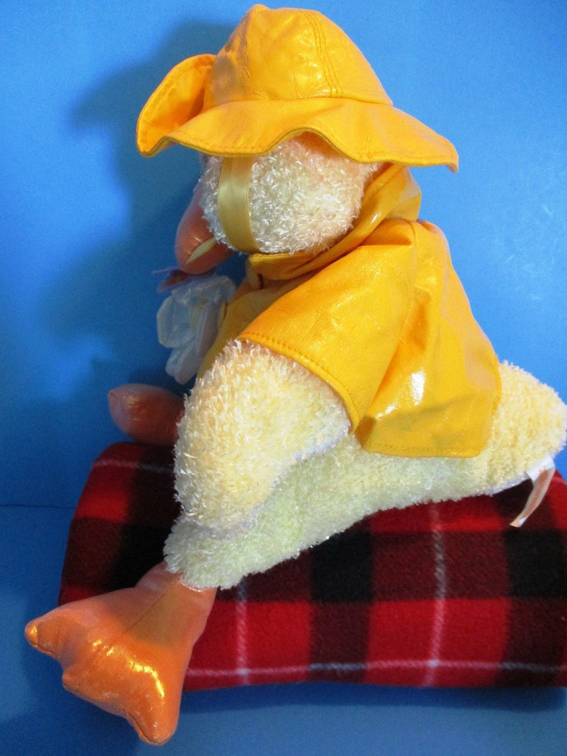 Commonwealth 2 Yellow Ducks In Yellow Raincoats 2002 Plush