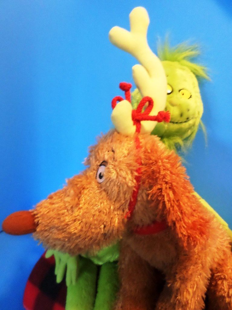 Kohl's Cares Dr. Seuss Grinch and Max Plush